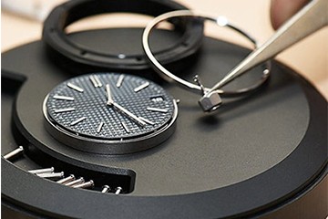 长春劳力士手表起雾了维修